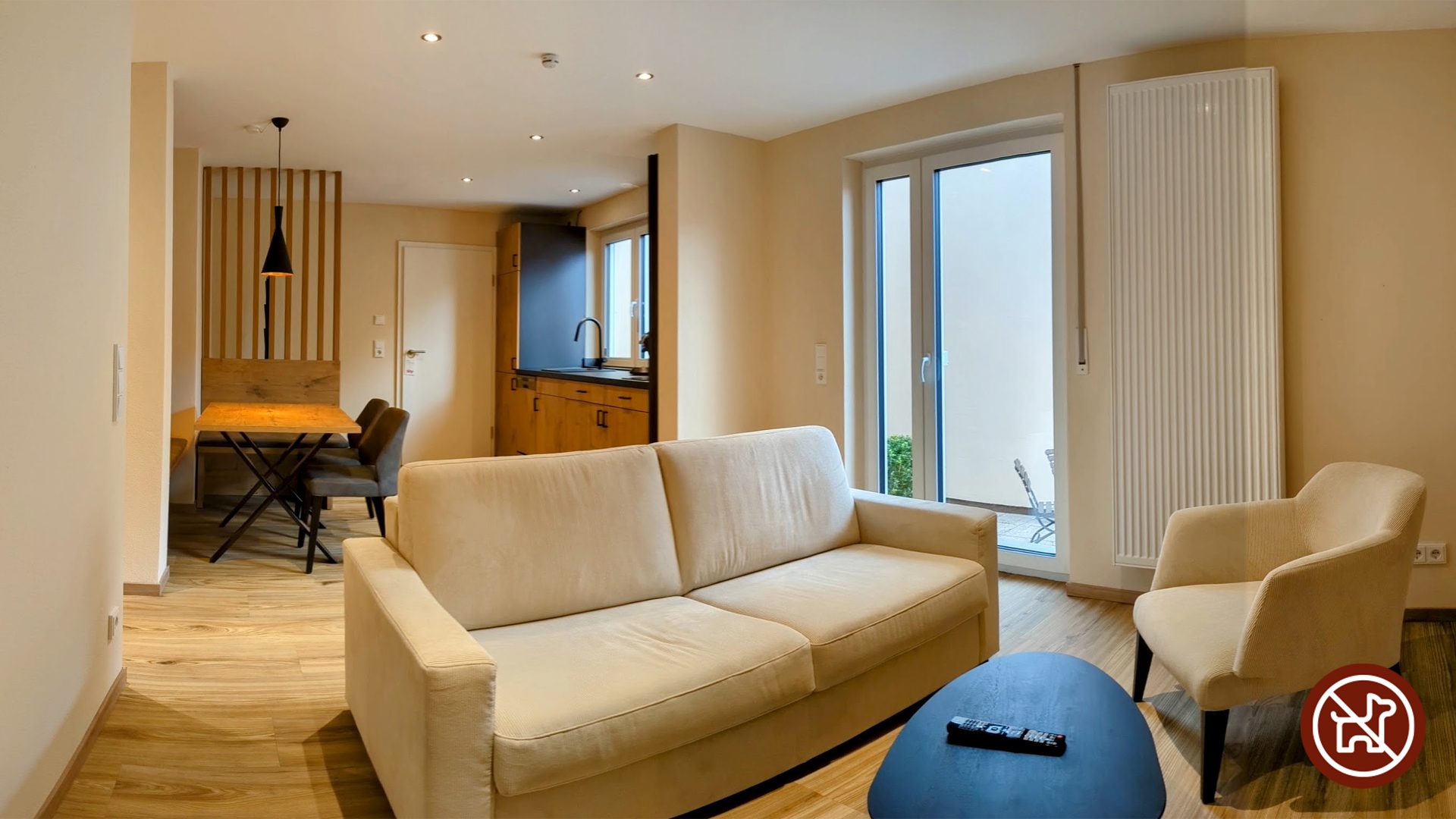 Terrassen Appartement mit Sitzgruppe, Küchenzeile und Terrasse (Haustiere nicht gestattet)